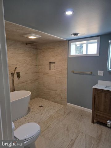 5436 UNION DEPOSIT RD, Harrisburg, PA 17111