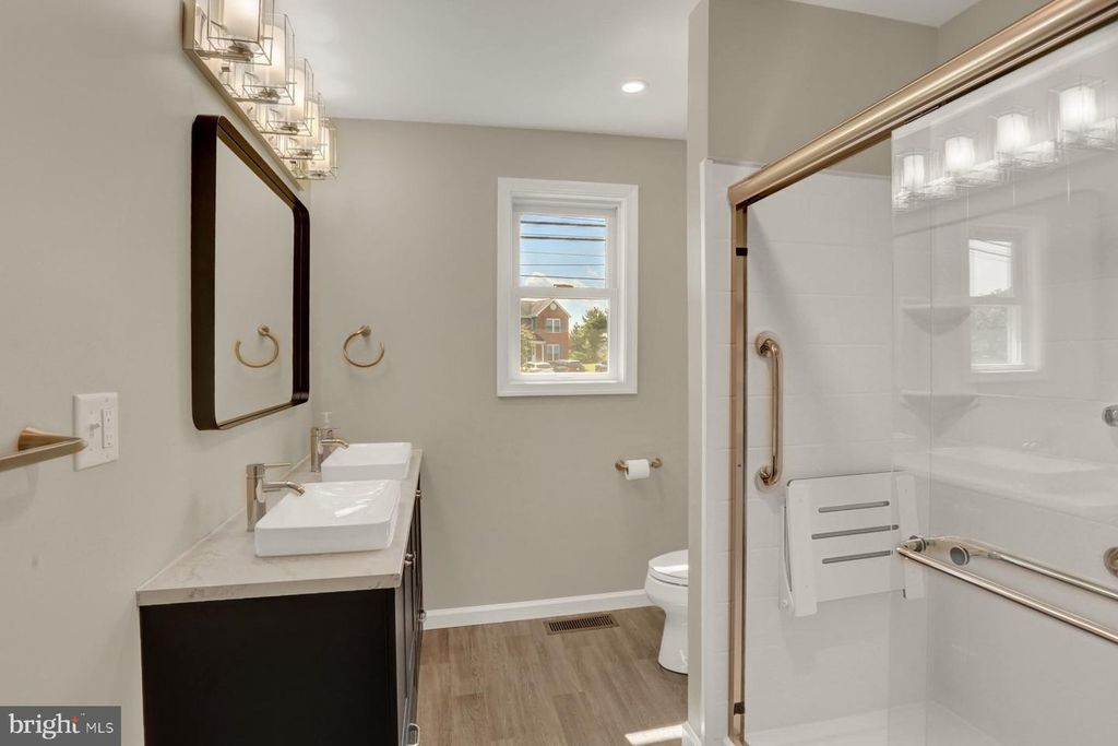 5436 UNION DEPOSIT RD, Harrisburg, PA 17111