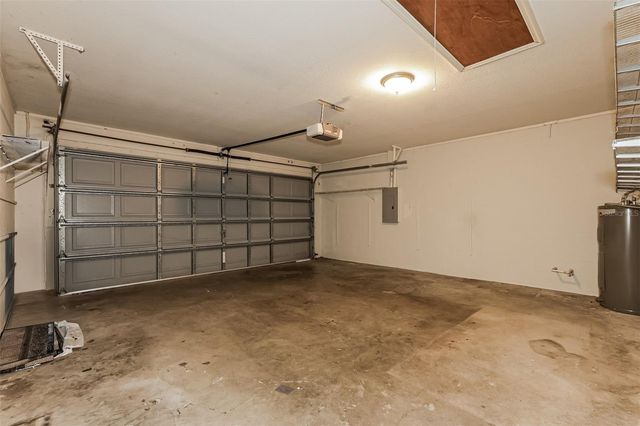 823 ROCKY MOUNTAIN COURT, Valrico, FL 33594