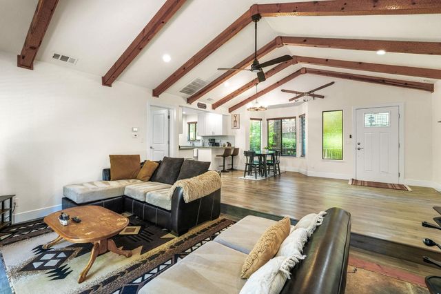 2916 Piazza Ct, Pollock Pines, CA 95726