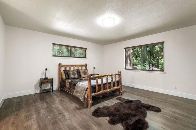 2916 Piazza Ct, Pollock Pines, CA 95726