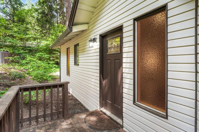 2916 Piazza Ct, Pollock Pines, CA 95726