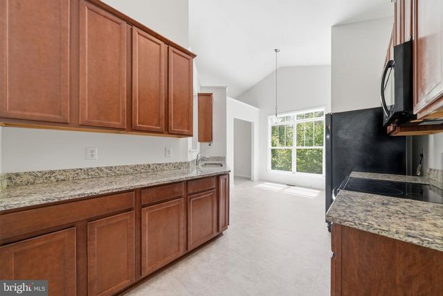 188 NICHOLSON DR, Colonial Beach, VA 22443