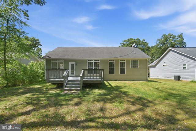 188 NICHOLSON DR, Colonial Beach, VA 22443
