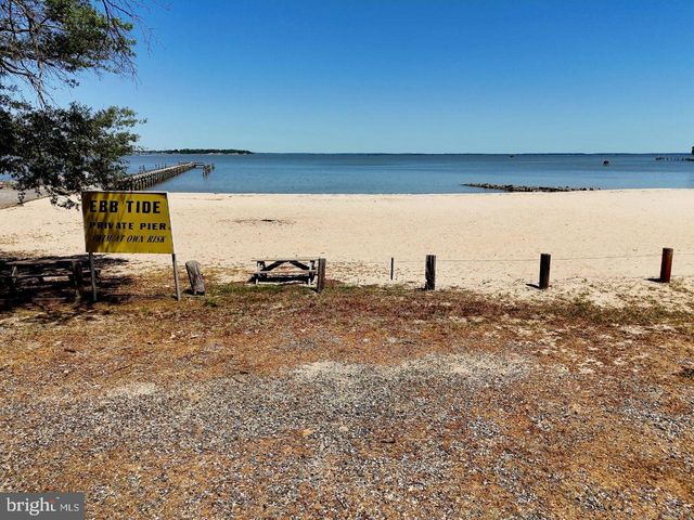 188 NICHOLSON DR, Colonial Beach, VA 22443