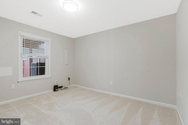 1707 STUART POINTE LN, Herndon, VA 20170