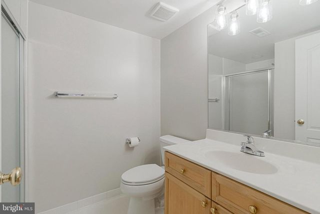 1707 STUART POINTE LN, Herndon, VA 20170