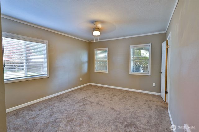 2621 Sumner Avenue, Hoquiam, WA 98550