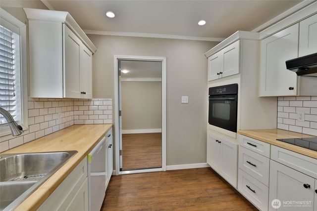 2621 Sumner Avenue, Hoquiam, WA 98550