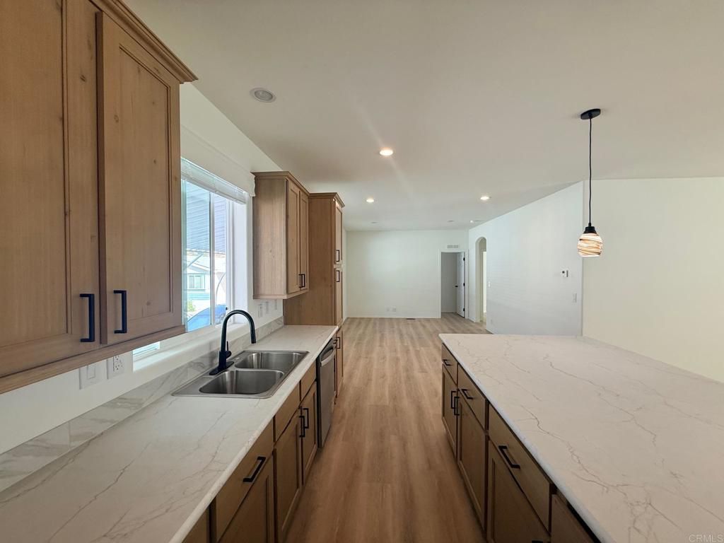 1750 W Citracado Pkw 20, Escondido, CA 92029 — exterior