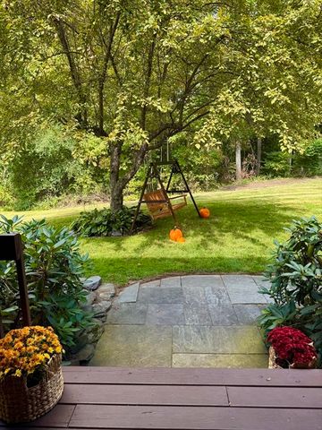 304 Dalton Division Rd, Pittsfield, MA 01201