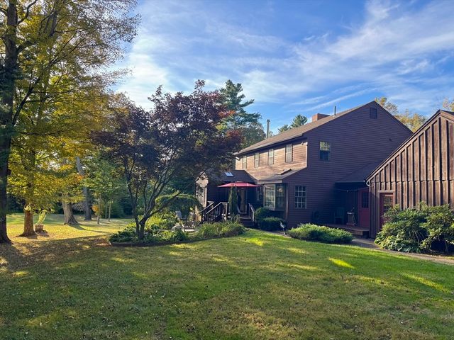 304 Dalton Division Rd, Pittsfield, MA 01201