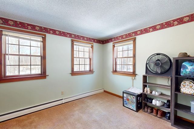 304 Dalton Division Rd, Pittsfield, MA 01201