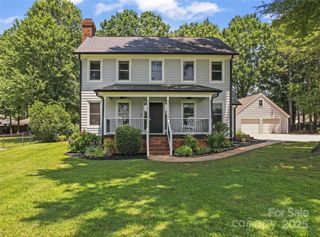 18733 Bluff Point Road, Cornelius, NC 28031