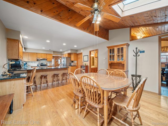 4825 Downing Drive, Hamburg Township, MI 48169