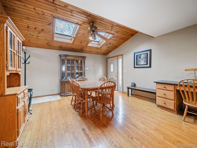 4825 Downing Drive, Hamburg Township, MI 48169