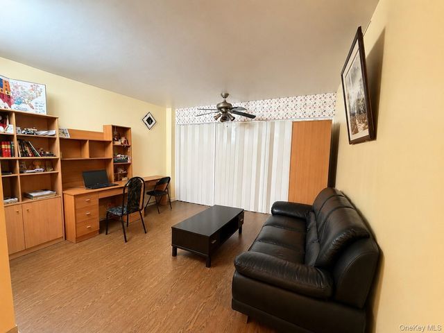 42-95 Main Street 3B, Flushing, NY 11355