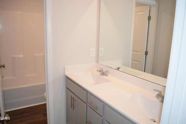 844 Bellewood Gardens Drive, Angier, NC 27501
