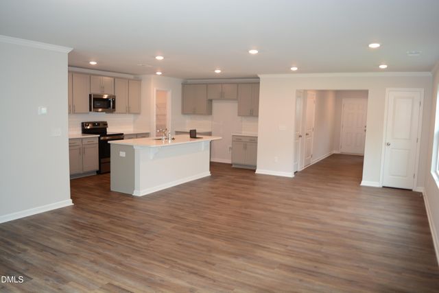 844 Bellewood Gardens Drive, Angier, NC 27501