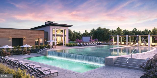 43439 MIDMOORE DR, Ashburn, VA 20148