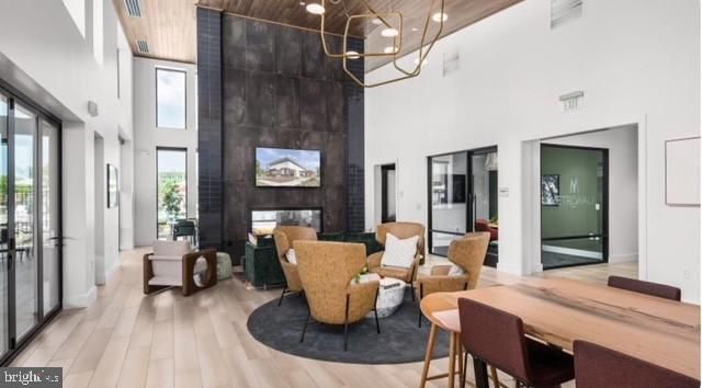 43439 MIDMOORE DR, Ashburn, VA 20148