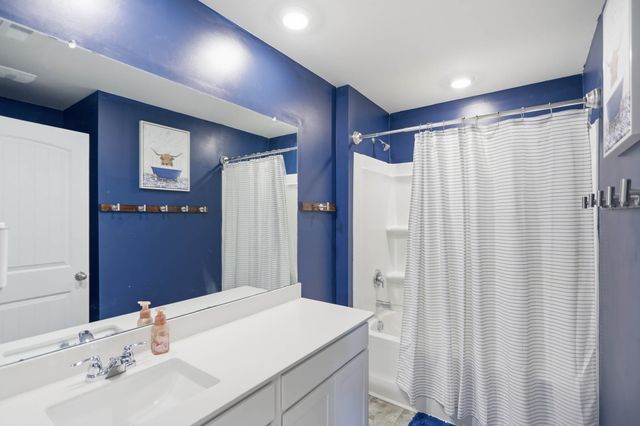 7283 Sunny Parks Dr, White House, TN 37188