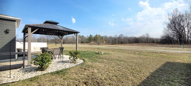 7283 Sunny Parks Dr, White House, TN 37188