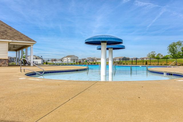 7283 Sunny Parks Dr, White House, TN 37188