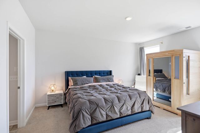 7283 Sunny Parks Dr, White House, TN 37188