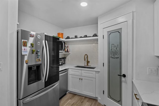 2304 Spanish Trail, Irving, TX 75060