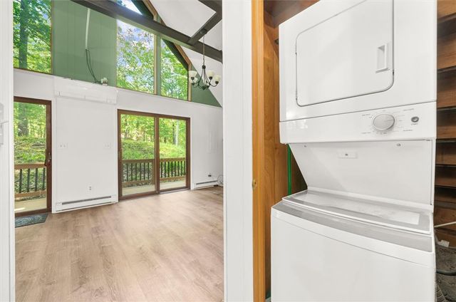 103 Lollipop Lane, Delaware Twp, PA 18328
