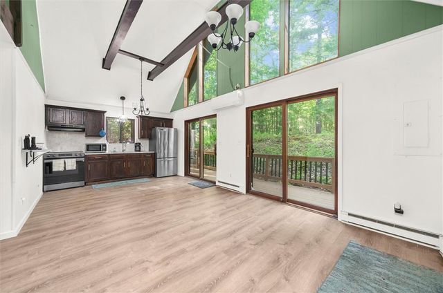 103 Lollipop Lane, Delaware Twp, PA 18328