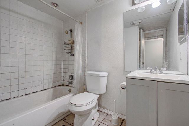 10603 Wilcrest Drive 15, Houston, TX 77099