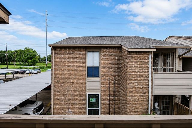 10603 Wilcrest Drive 15, Houston, TX 77099