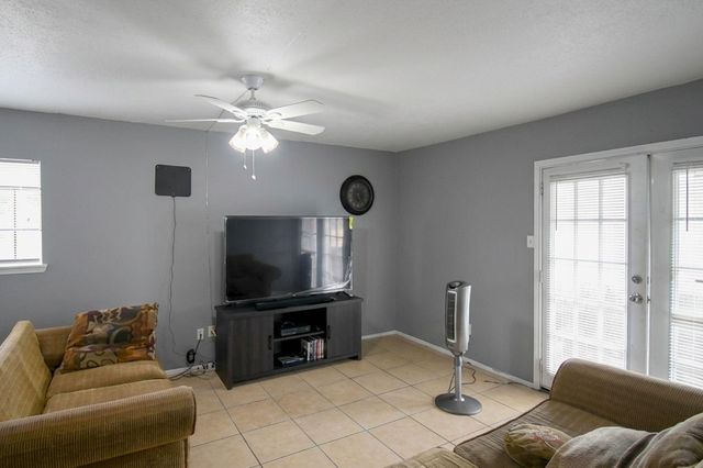 10603 Wilcrest Drive 15, Houston, TX 77099