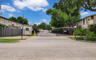 10603 Wilcrest Drive 15, Houston, TX 77099