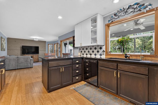 2665 Vista Pl NW, Albany, OR 97321