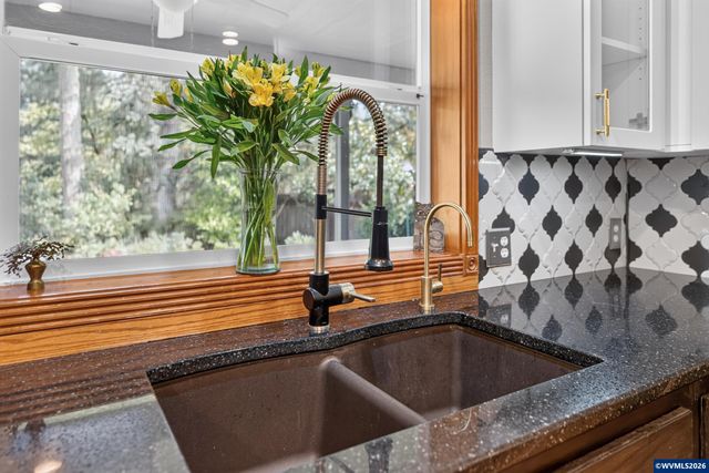 2665 Vista Pl NW, Albany, OR 97321