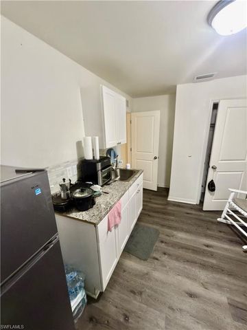 341 NE 13th TER, Cape Coral, FL 33909