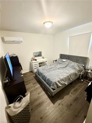 341 NE 13th TER, Cape Coral, FL 33909