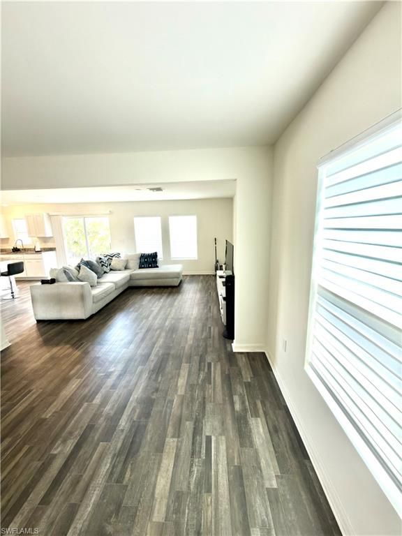 Image 11 of property listing at 341 NE 13th TER, Cape Coral, FL 33909