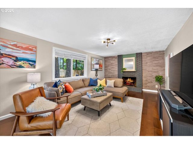 5071 TUALATA Ln, Lake Oswego, OR 97035
