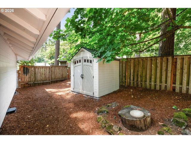 5071 TUALATA Ln, Lake Oswego, OR 97035