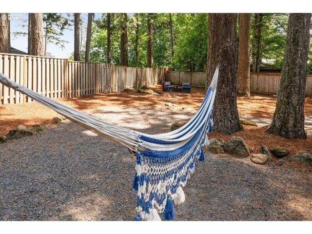 5071 TUALATA Ln, Lake Oswego, OR 97035