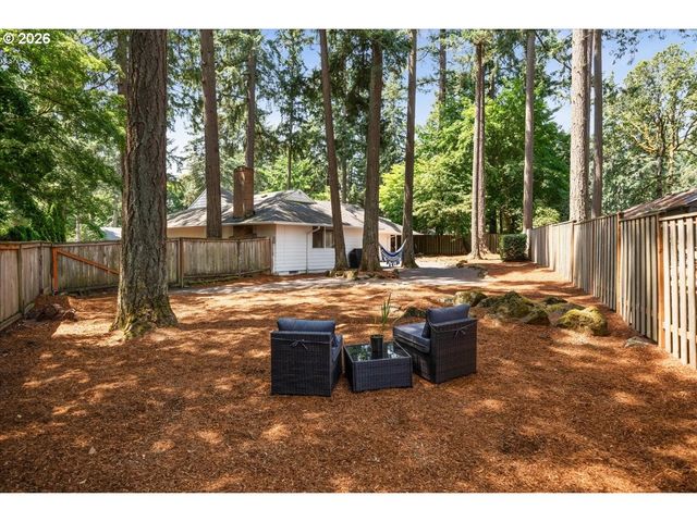 5071 TUALATA Ln, Lake Oswego, OR 97035
