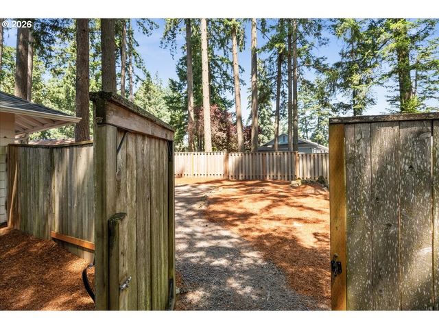5071 TUALATA Ln, Lake Oswego, OR 97035
