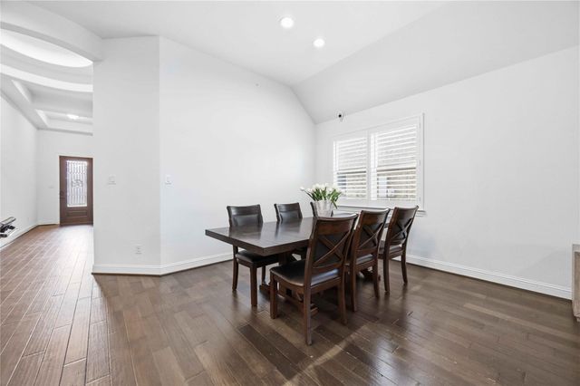 2805 Parkside Village Lane, Pearland, TX 77581