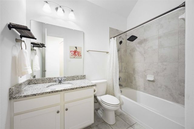 2805 Parkside Village Lane, Pearland, TX 77581