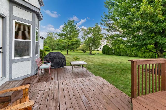 6045 Seton Court, Lewis Center, OH 43035