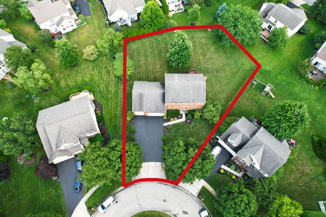 6045 Seton Court, Lewis Center, OH 43035